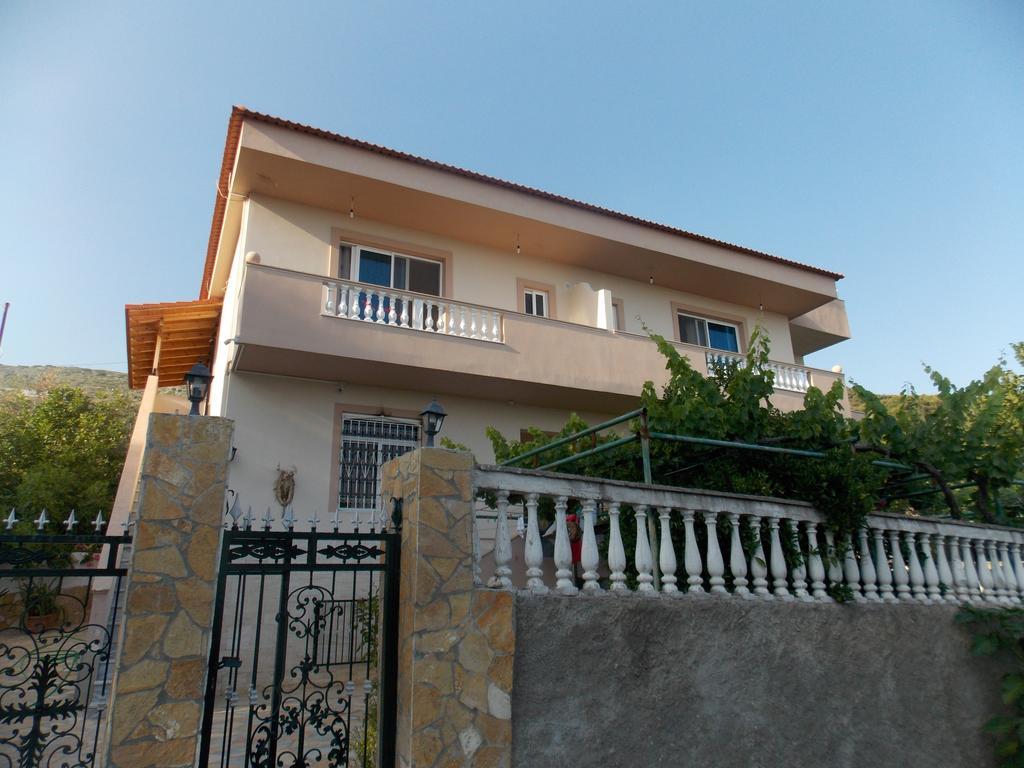 Guest House Vila Bega ساراندا المظهر الخارجي الصورة